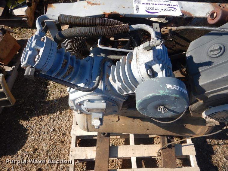 image for item DJ8566 (3) Ingersoll Rand air compressors