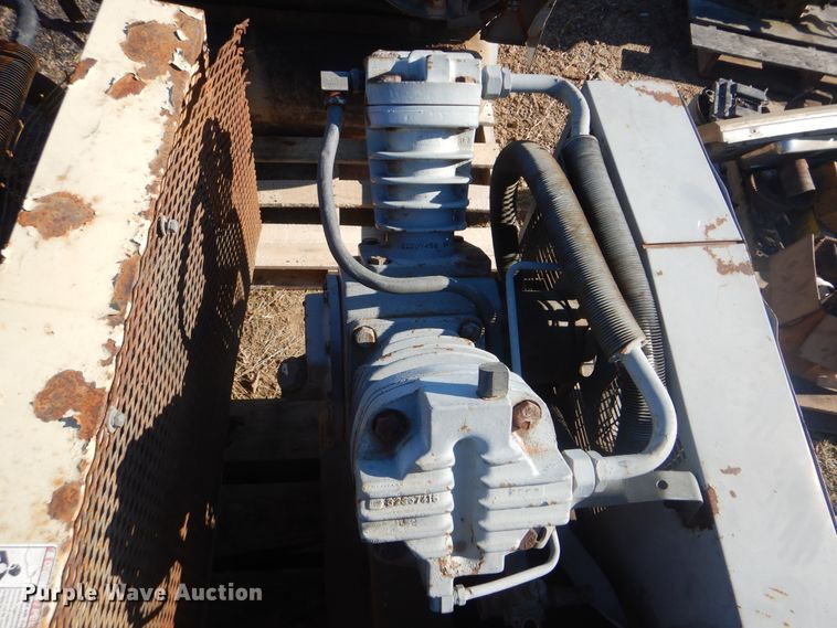 image for item DJ8566 (3) Ingersoll Rand air compressors