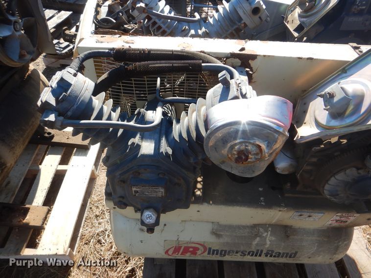 image for item DJ8566 (3) Ingersoll Rand air compressors