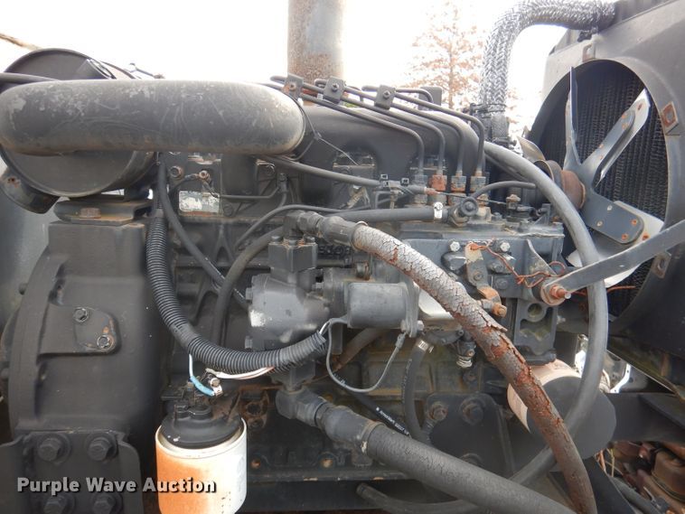 image for item DY9623 1990 Isuzu NPR  street sweeper truck