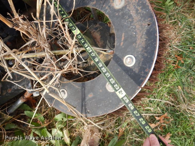 image for item DY9623 1990 Isuzu NPR  street sweeper truck