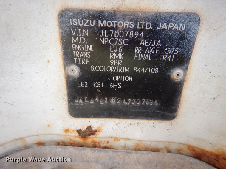 image for item DY9623 1990 Isuzu NPR  street sweeper truck