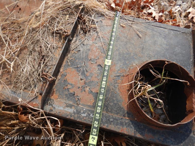 image for item DY9623 1990 Isuzu NPR  street sweeper truck