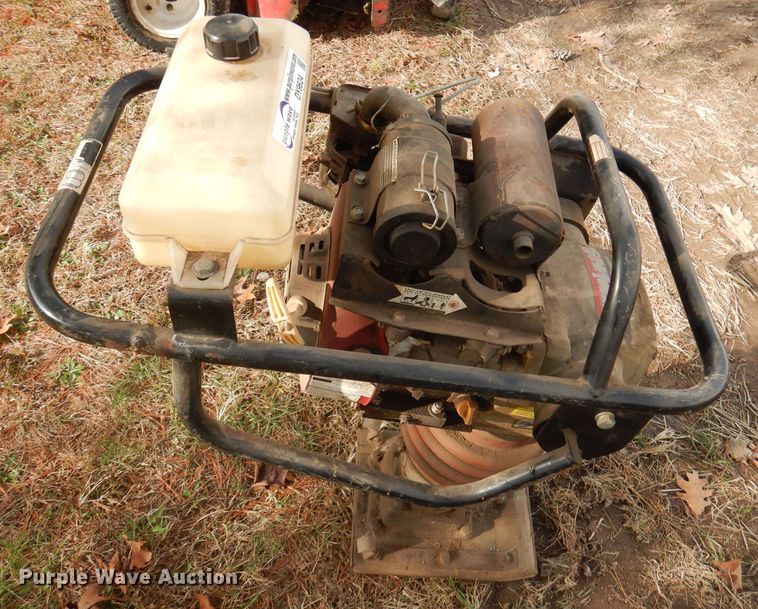 image for item DY9624 Plate compactor