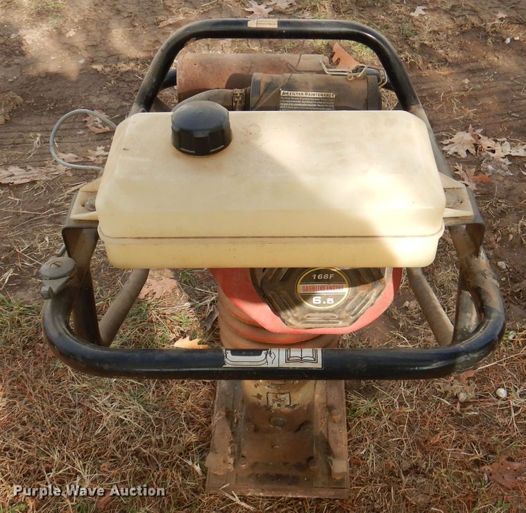 image for item DY9624 Plate compactor