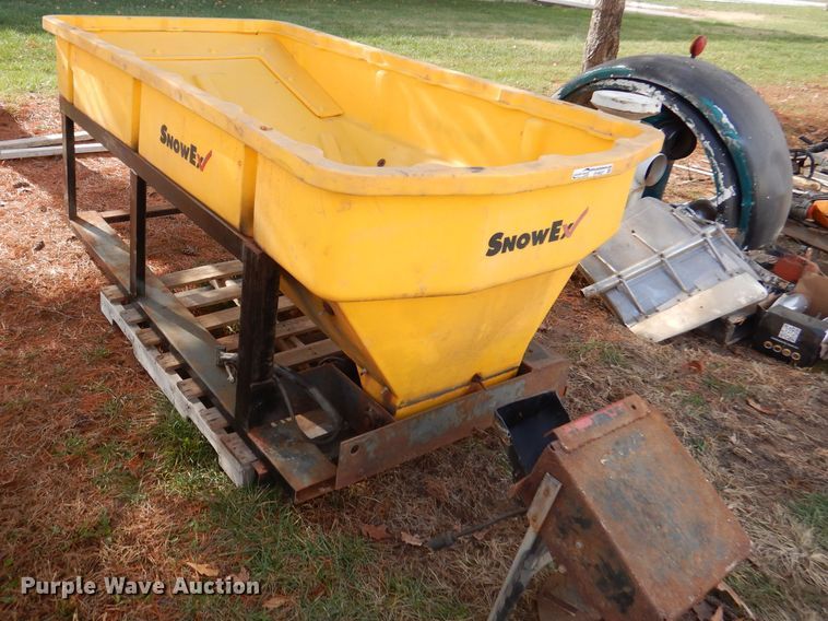 image for item DY9627 Snow Ex spreader