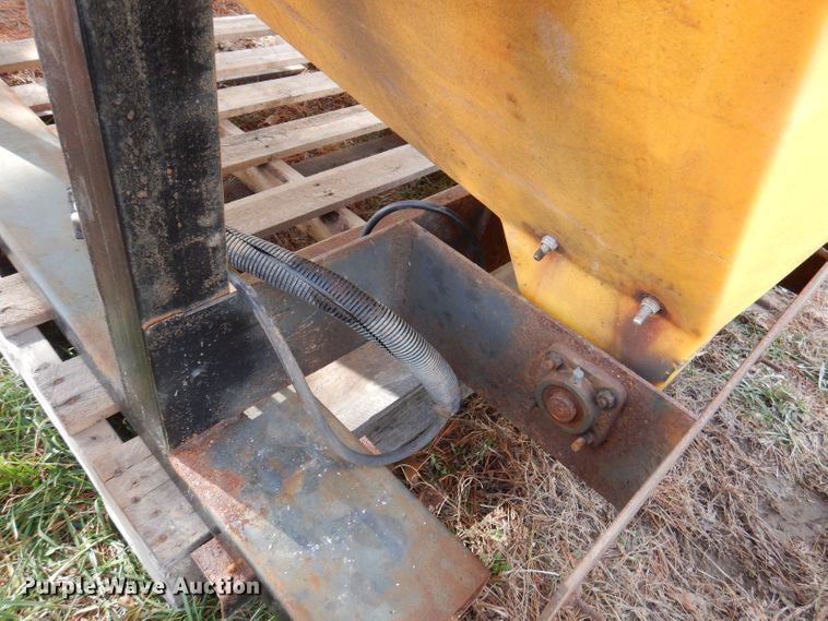 image for item DY9627 Snow Ex spreader