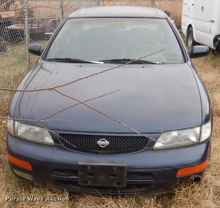 image for item DY9629 1995 Nissan Maxima