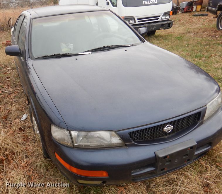 image for item DY9629 1995 Nissan Maxima