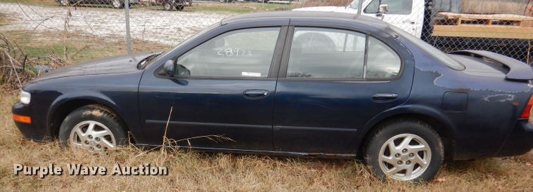 image for item DY9629 1995 Nissan Maxima