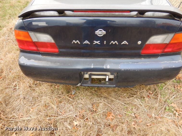 image for item DY9629 1995 Nissan Maxima