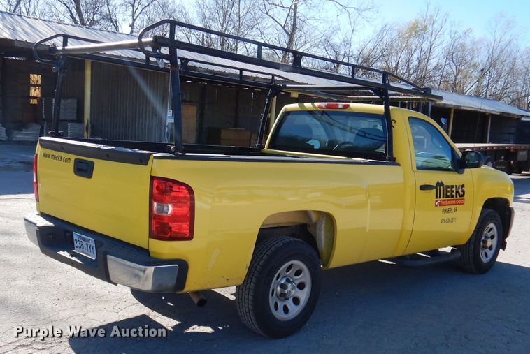 image for item DY9639 2011 Chevrolet Silverado 1500  pickup truck