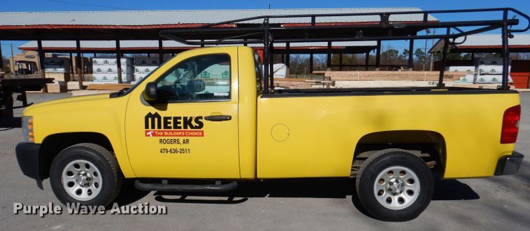 image for item DY9639 2011 Chevrolet Silverado 1500  pickup truck