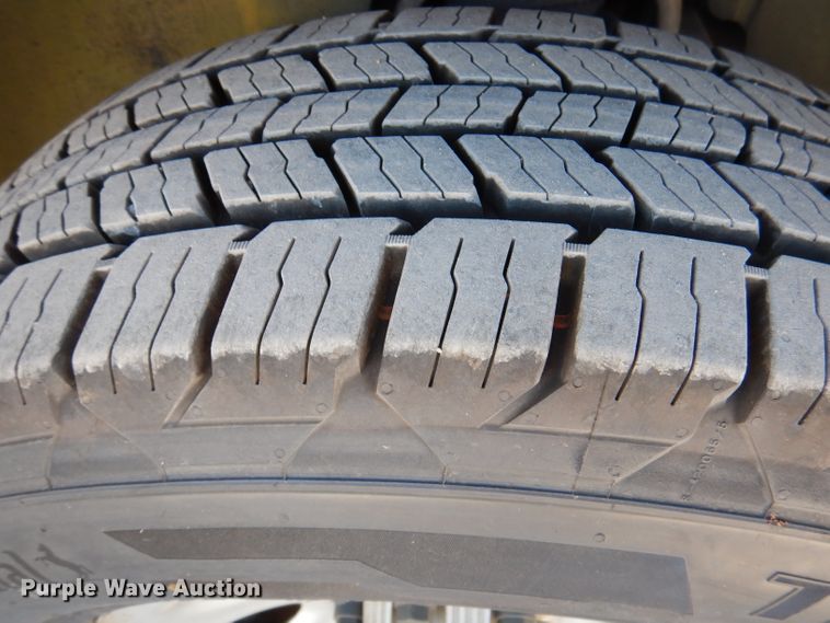 image for item DY9639 2011 Chevrolet Silverado 1500  pickup truck