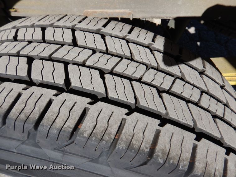 image for item DY9639 2011 Chevrolet Silverado 1500  pickup truck