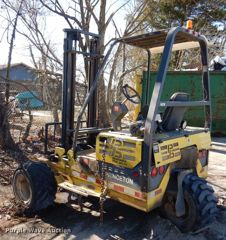 image for item DY9640 2005 Princeton PB50  piggyback forklift