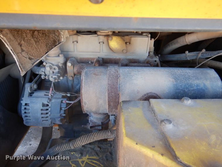 image for item DY9640 2005 Princeton PB50  piggyback forklift