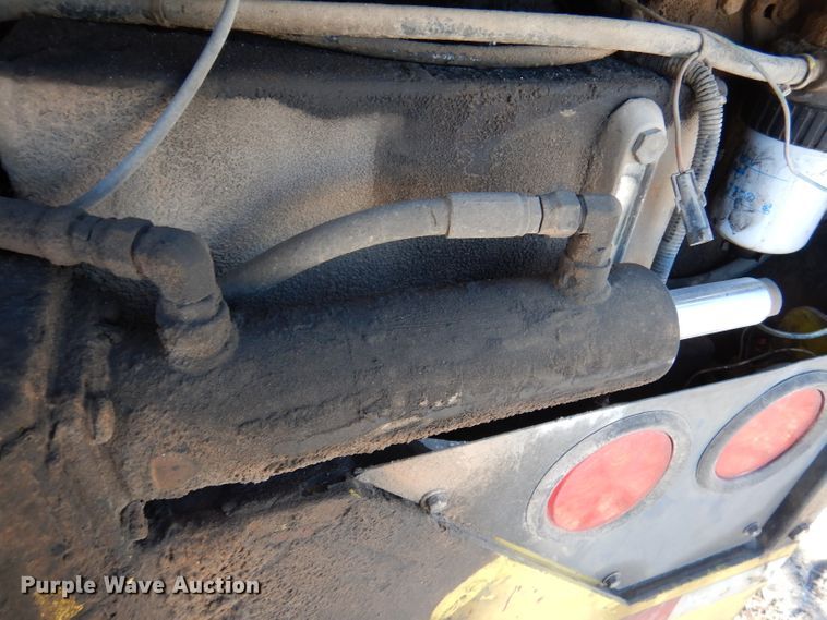 image for item DY9640 2005 Princeton PB50  piggyback forklift