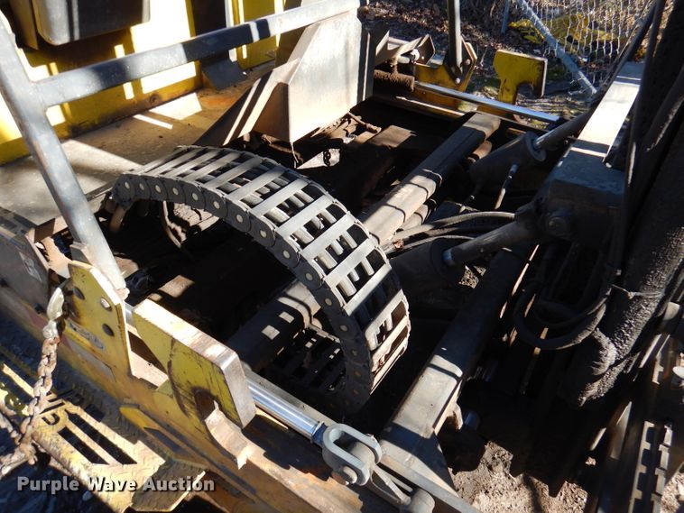 image for item DY9640 2005 Princeton PB50  piggyback forklift