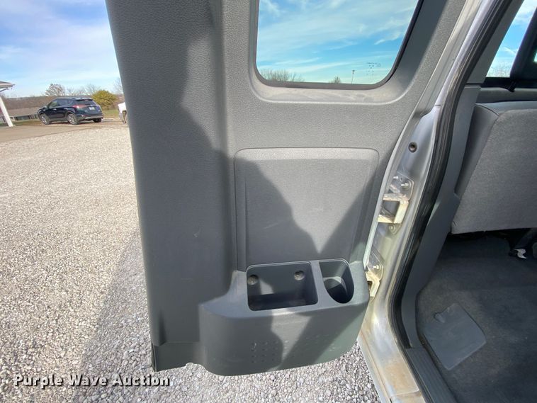 image for item EL9619 2005 Dodge Dakota  Club Cab pickup truck