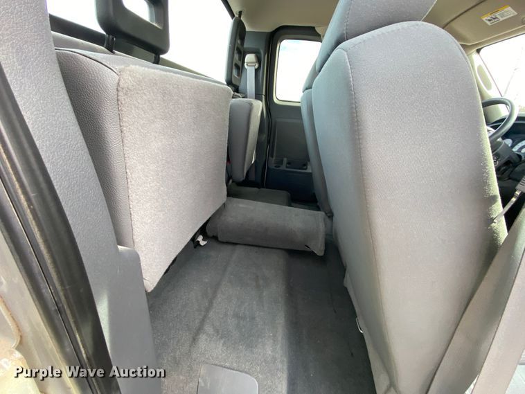 image for item EL9619 2005 Dodge Dakota  Club Cab pickup truck