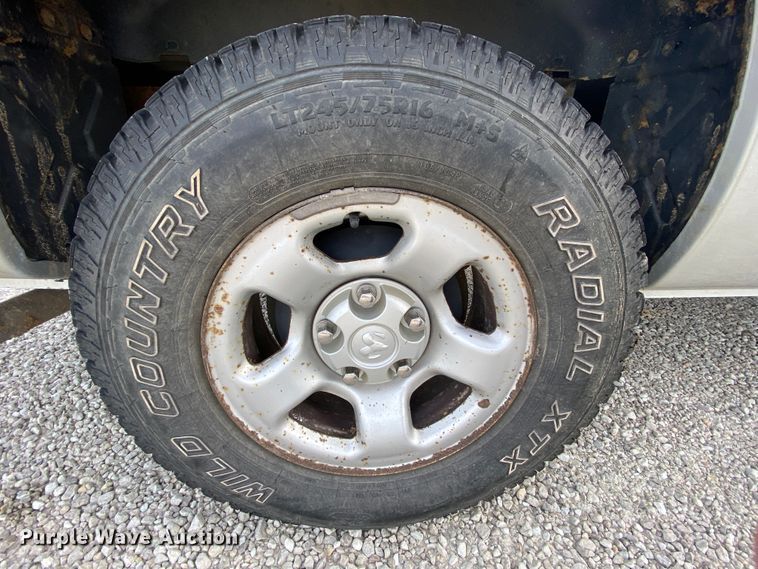 image for item EL9619 2005 Dodge Dakota  Club Cab pickup truck