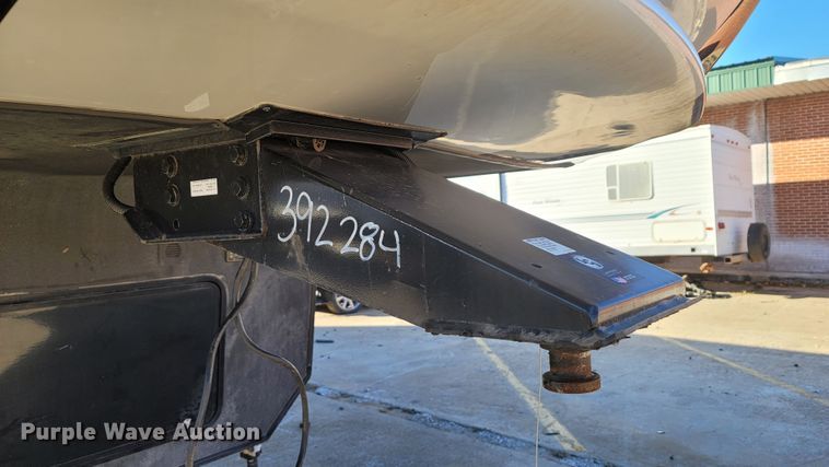 image for item ET9040 2019 Heartland M-3230CK  camper