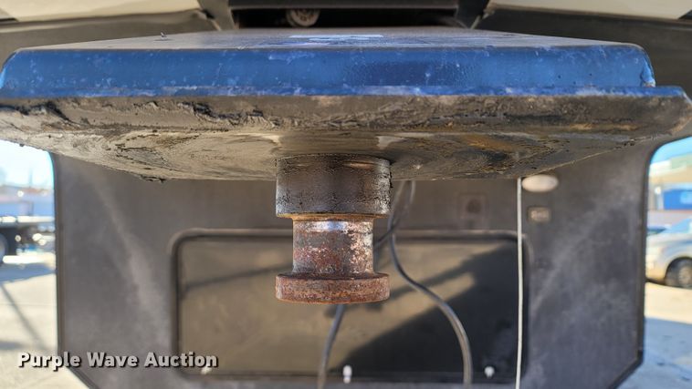 image for item ET9040 2019 Heartland M-3230CK  camper