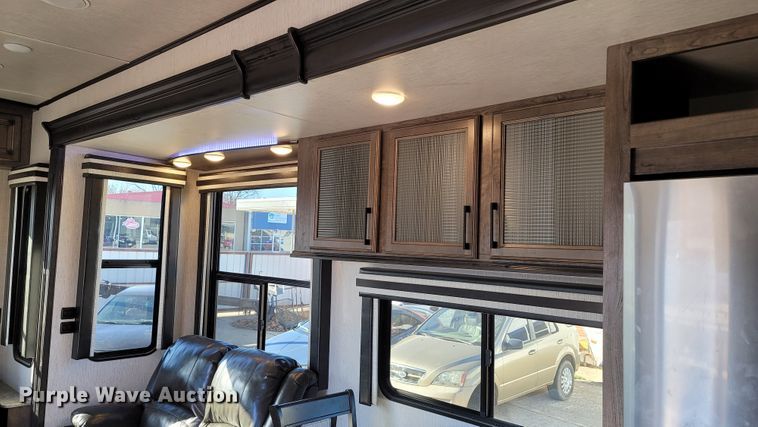 image for item ET9040 2019 Heartland M-3230CK  camper