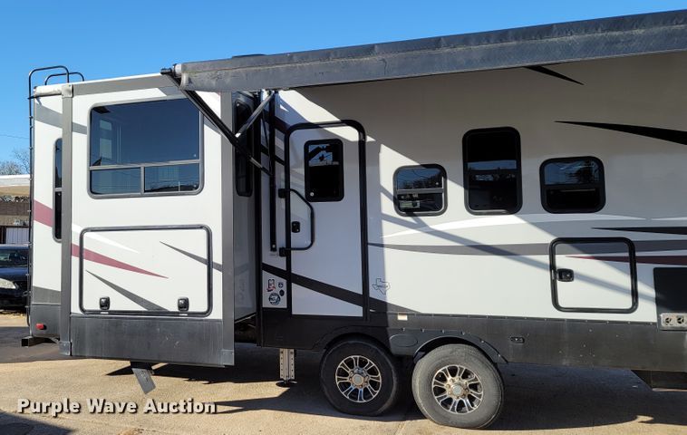 image for item ET9040 2019 Heartland M-3230CK  camper