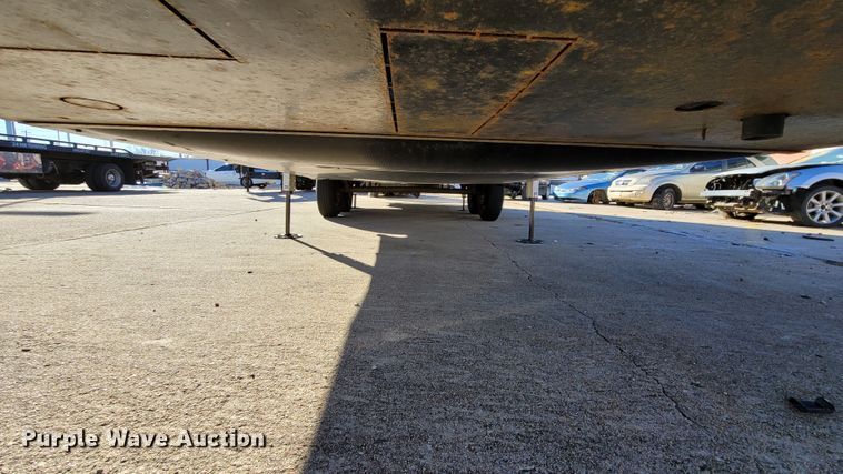 image for item ET9040 2019 Heartland M-3230CK  camper