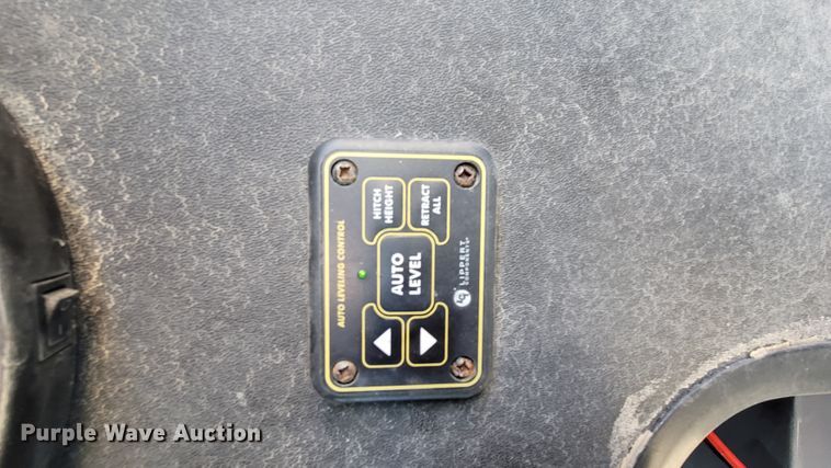 image for item ET9040 2019 Heartland M-3230CK  camper