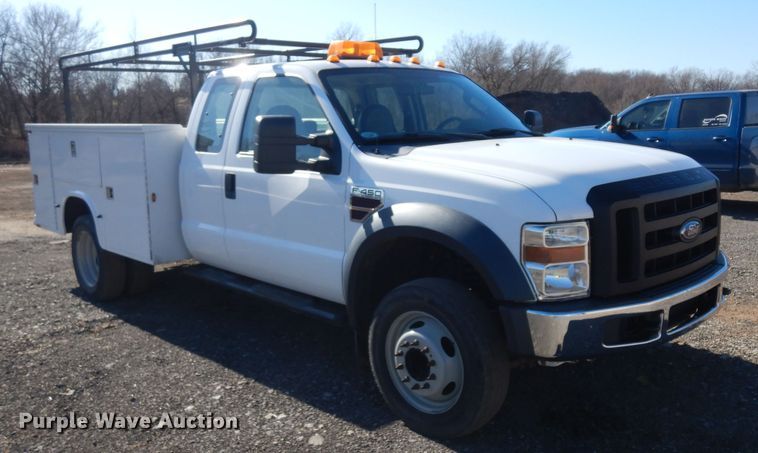image for item EY9080 2009 Ford F450 Super Duty  utility truck