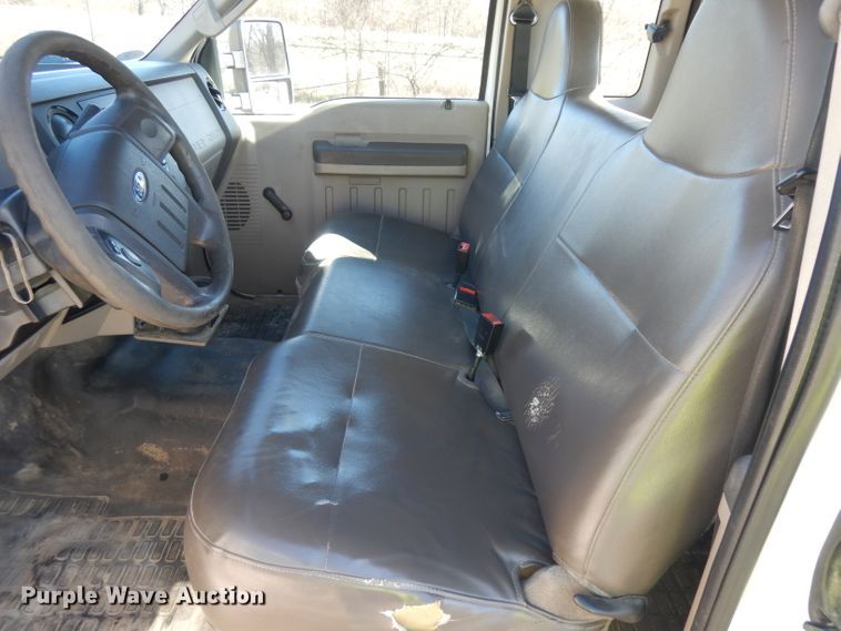 image for item EY9080 2009 Ford F450 Super Duty  utility truck