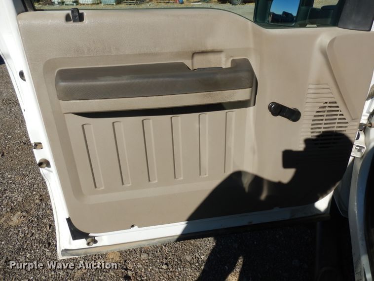 image for item EY9080 2009 Ford F450 Super Duty  utility truck