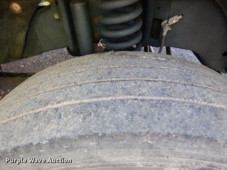 image for item EY9080 2009 Ford F450 Super Duty  utility truck