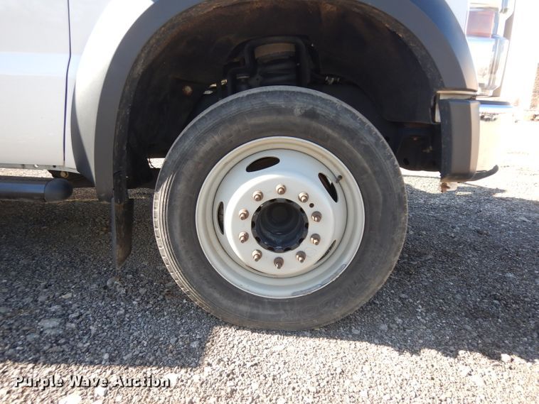 image for item EY9080 2009 Ford F450 Super Duty  utility truck