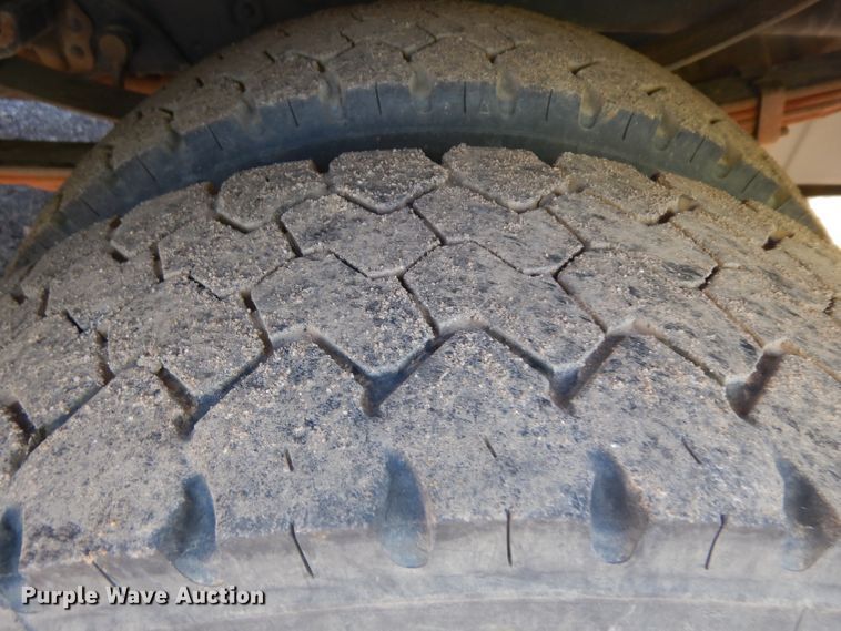 image for item EY9080 2009 Ford F450 Super Duty  utility truck