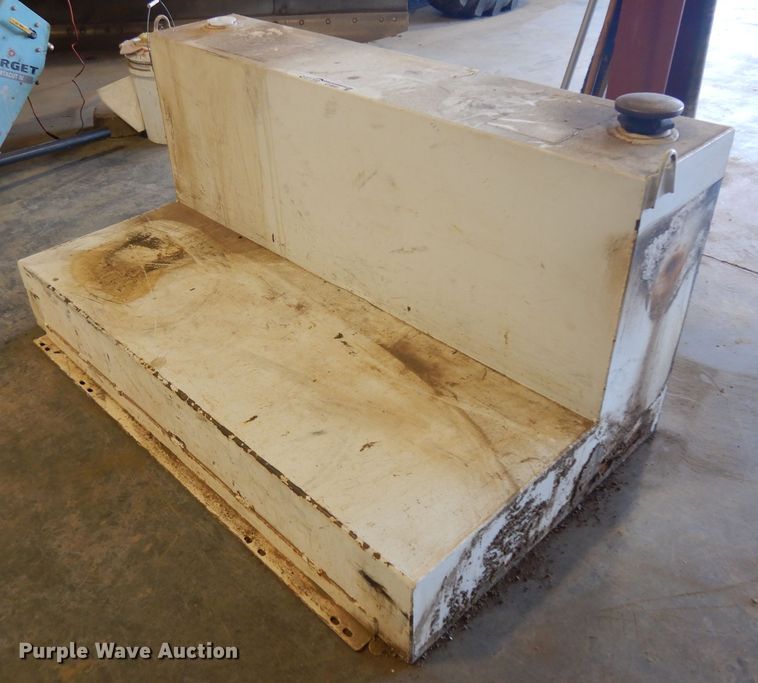 image for item EY9081 Weather Guard auxiliary fuel tank