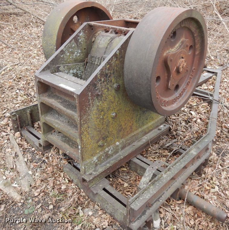 image for item EY9157 Eagle rock crusher