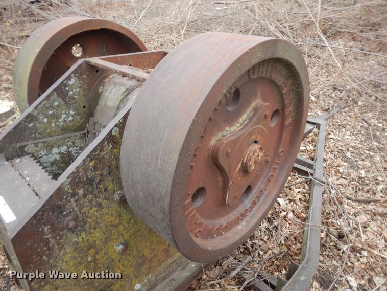 image for item EY9157 Eagle rock crusher