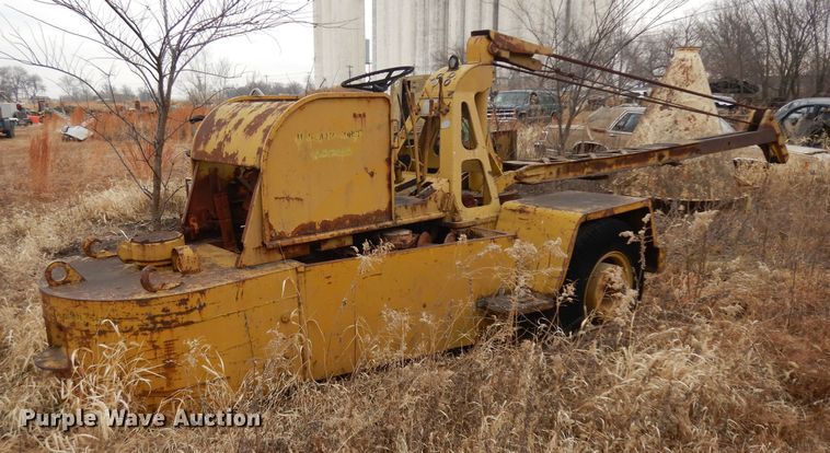 image for item EY9164 Hughes-keenan V-10  crane