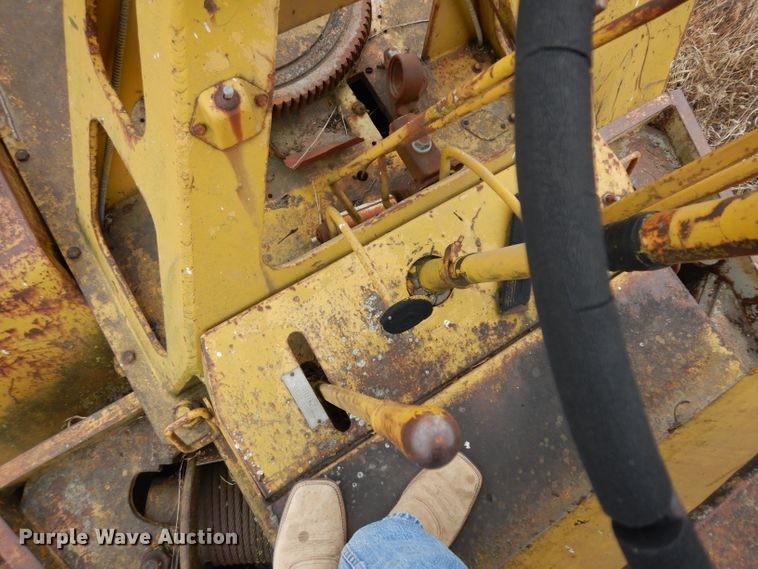 image for item EY9164 Hughes-keenan V-10  crane
