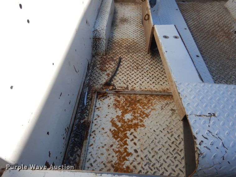 image for item FA9452 Reading 108GABDWC utility bed