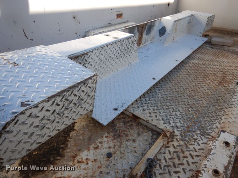 image for item FA9452 Reading 108GABDWC utility bed