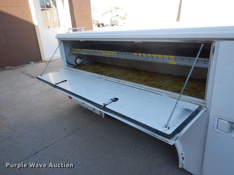 image for item FA9452 Reading 108GABDWC utility bed