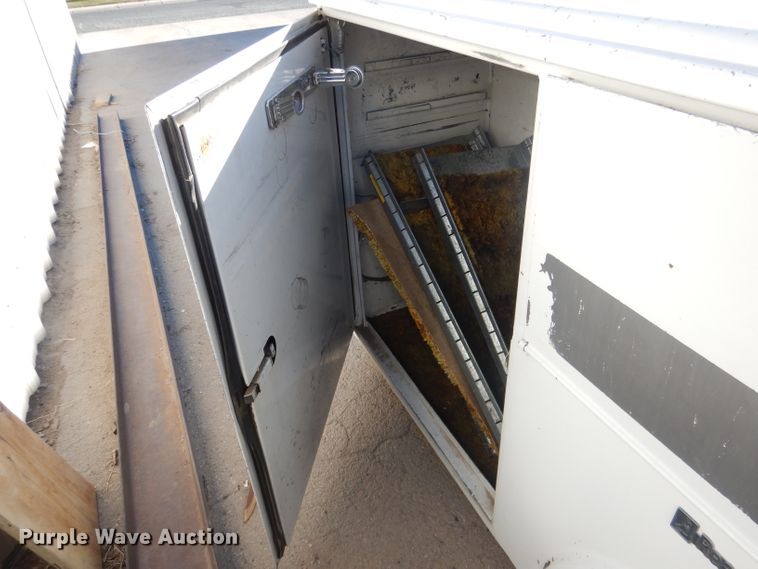 image for item FA9452 Reading 108GABDWC utility bed