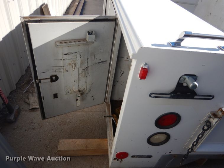 image for item FA9452 Reading 108GABDWC utility bed