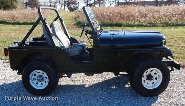 image for item FG9690 1983 Jeep CJ5  SUV