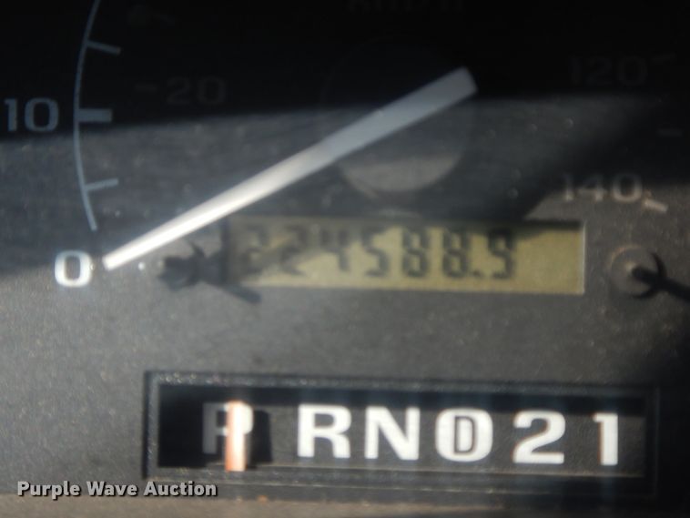 image for item FG9702 1996 Ford F450 Super Duty  utility truck